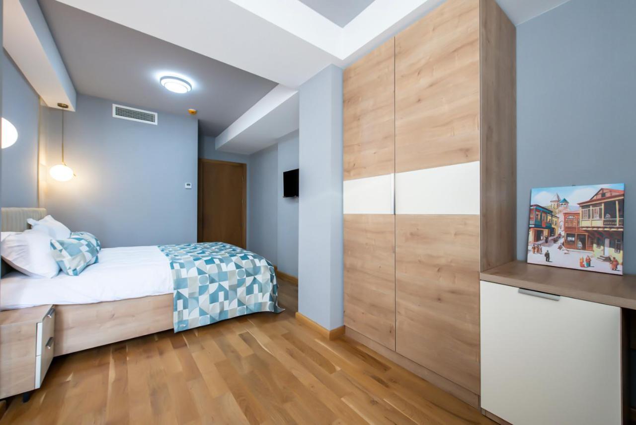 Hotel Embassy Tbilisi Exterior photo